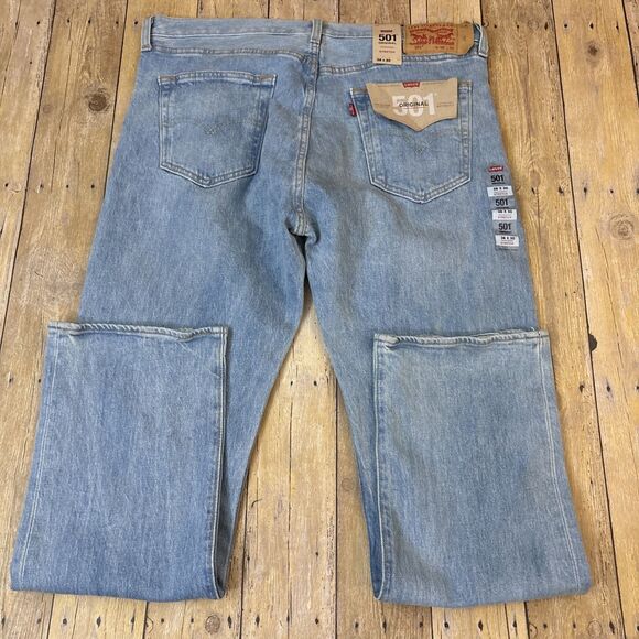 Levis 501 Original Stretch Button Fly Jeans Light Wash 36X30 NEW NWT - Picture 4 of 14